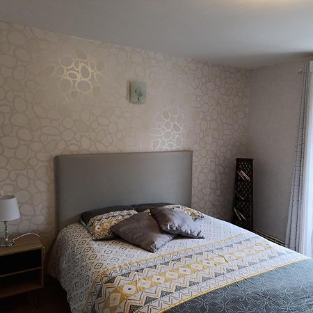 Maison Spacieuse Et Agreable Saint-Georges-de-Luzençon Eksteriør bilde