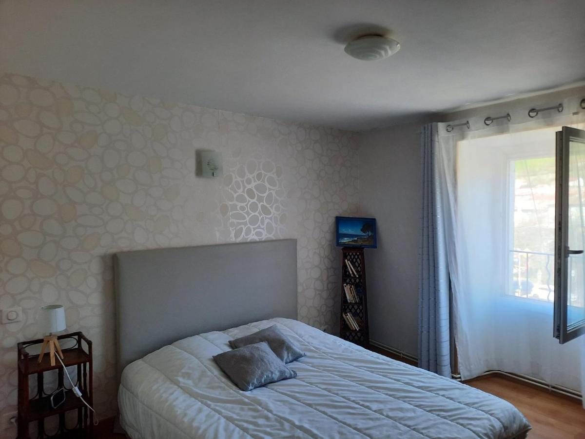 Maison Spacieuse Et Agreable Saint-Georges-de-Luzençon Eksteriør bilde